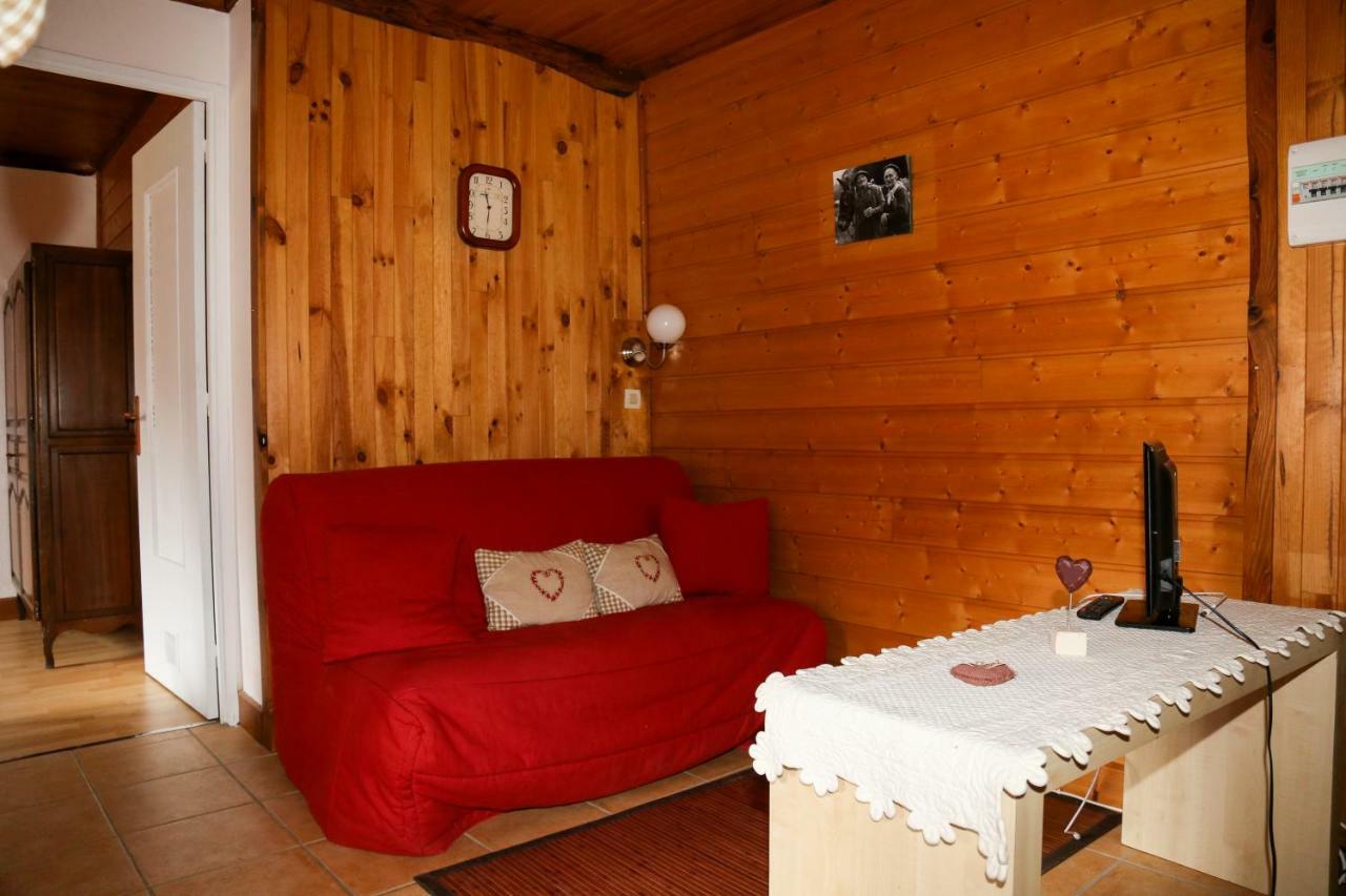 Gites L'Epilobe Saint-Leger-les-Melezes Exterior photo